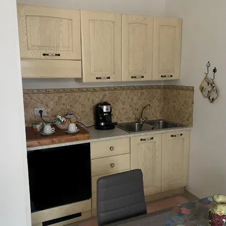 Bed and breakfast Almat 3*